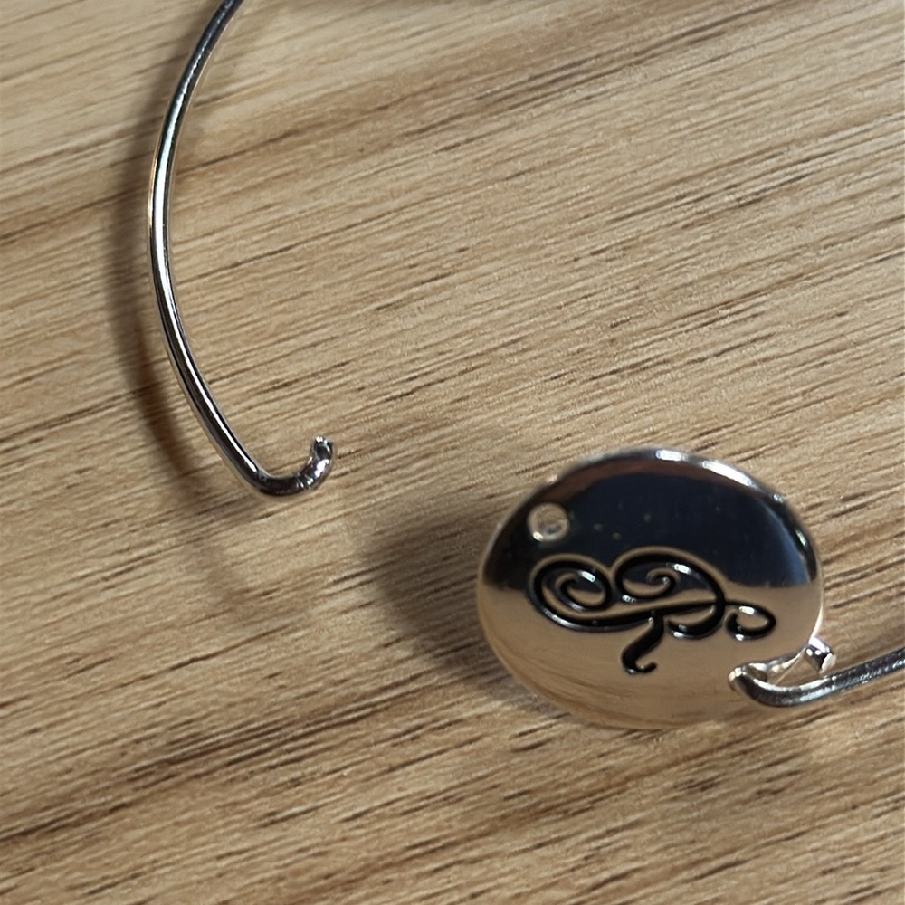 BANSRI Silver Initial ‘R’ Bracelet - Picture 3 of 10